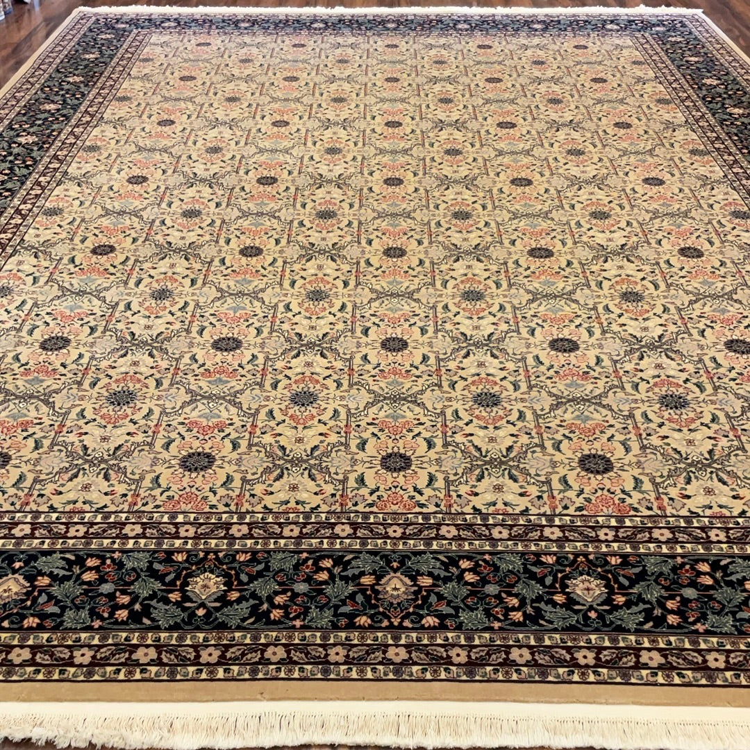 Kaoud Rugs HAND KNOTTED BEIGE WOOL ANT. MAHAL
